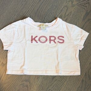 MICHAEL KORS Light Pink Cropped Tee with Red Logo